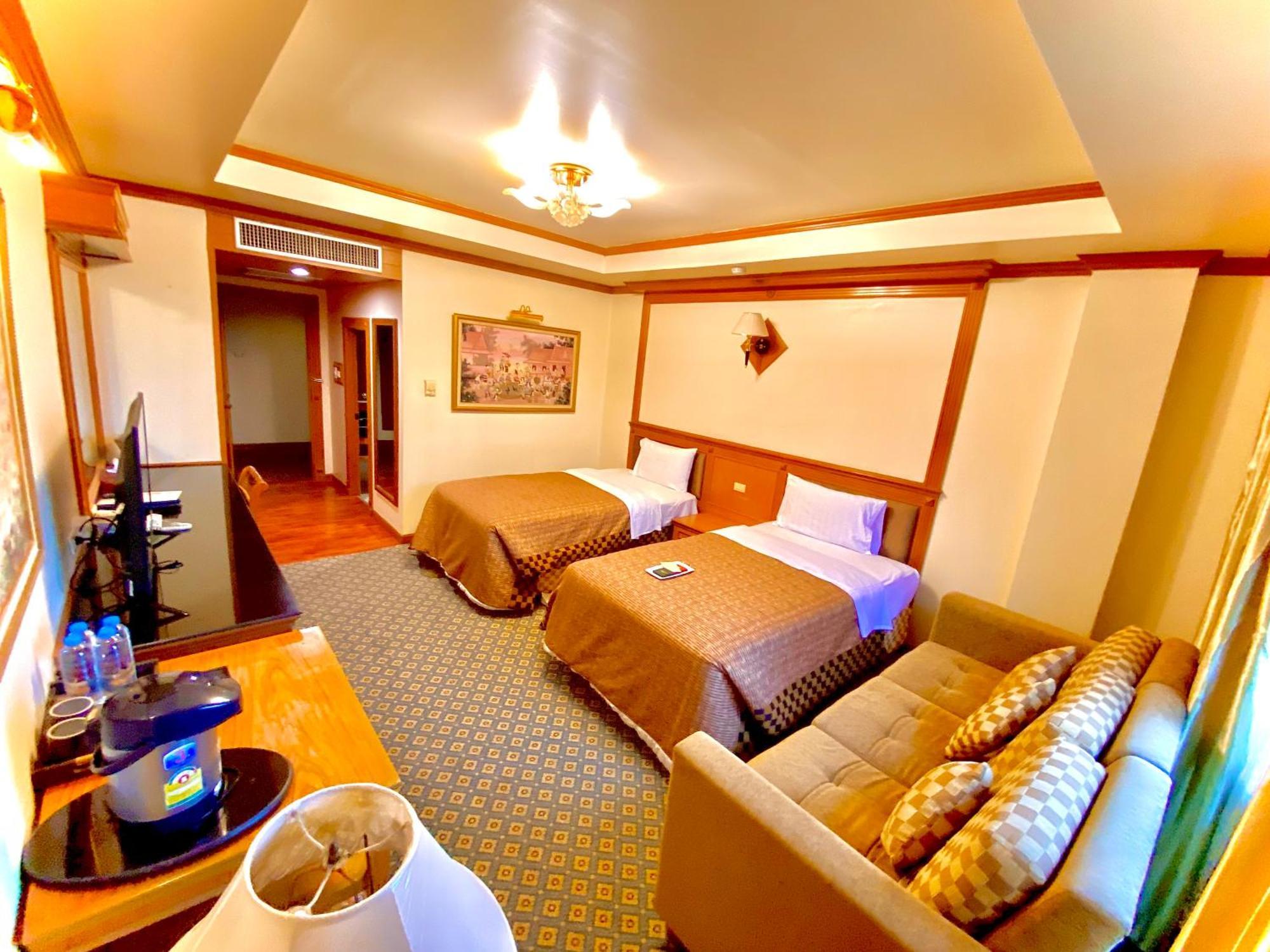 Taksilahotel Maha Sarakham Εξωτερικό φωτογραφία