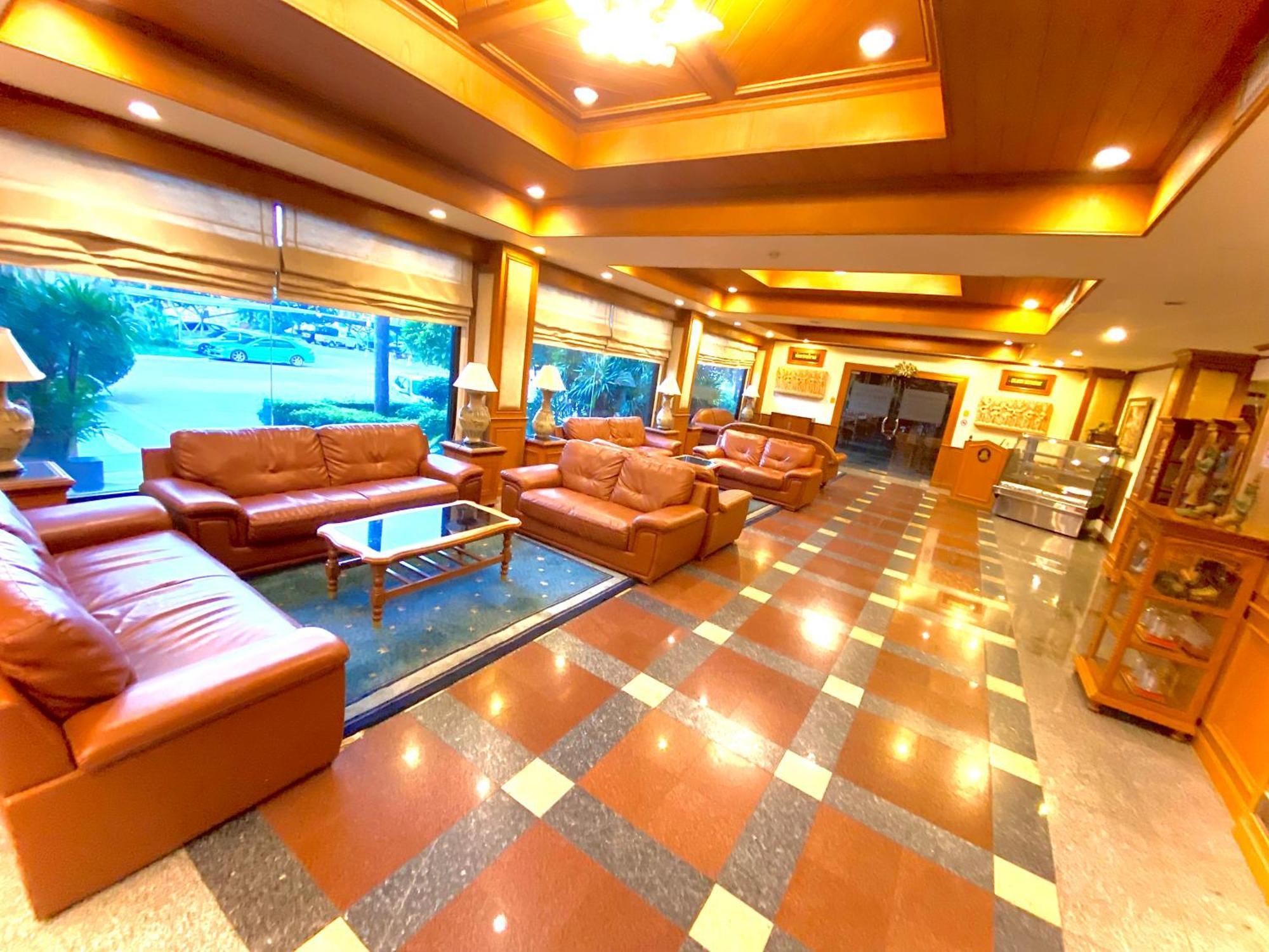 Taksilahotel Maha Sarakham Εξωτερικό φωτογραφία