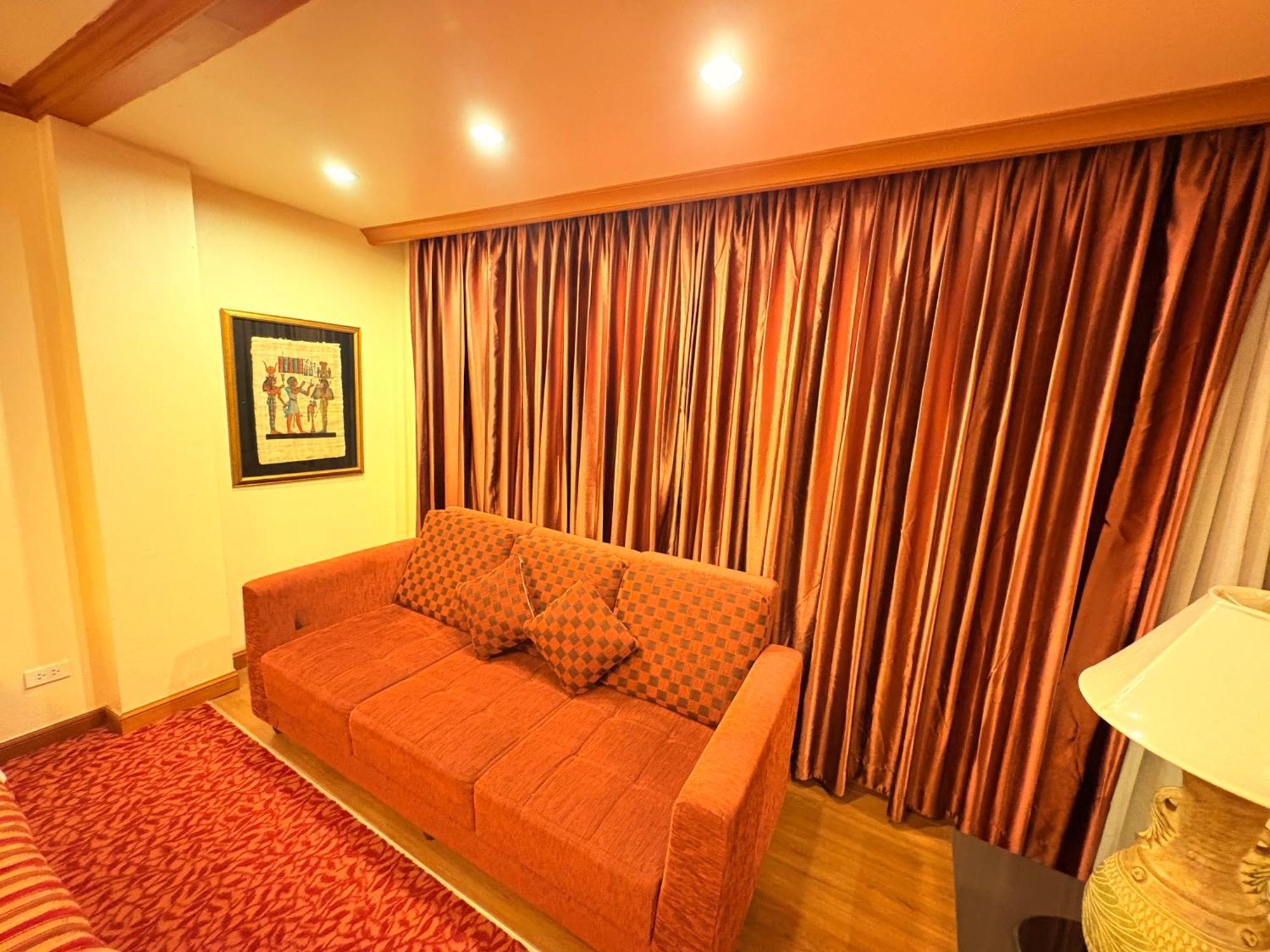 Taksilahotel Maha Sarakham Εξωτερικό φωτογραφία