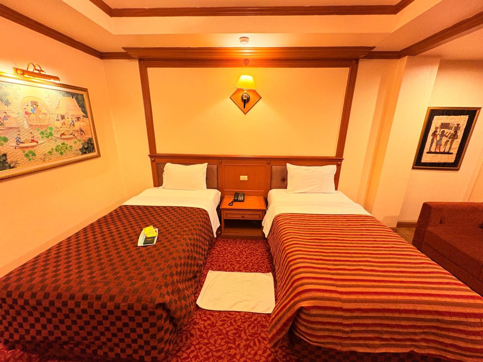 Taksilahotel Maha Sarakham Εξωτερικό φωτογραφία