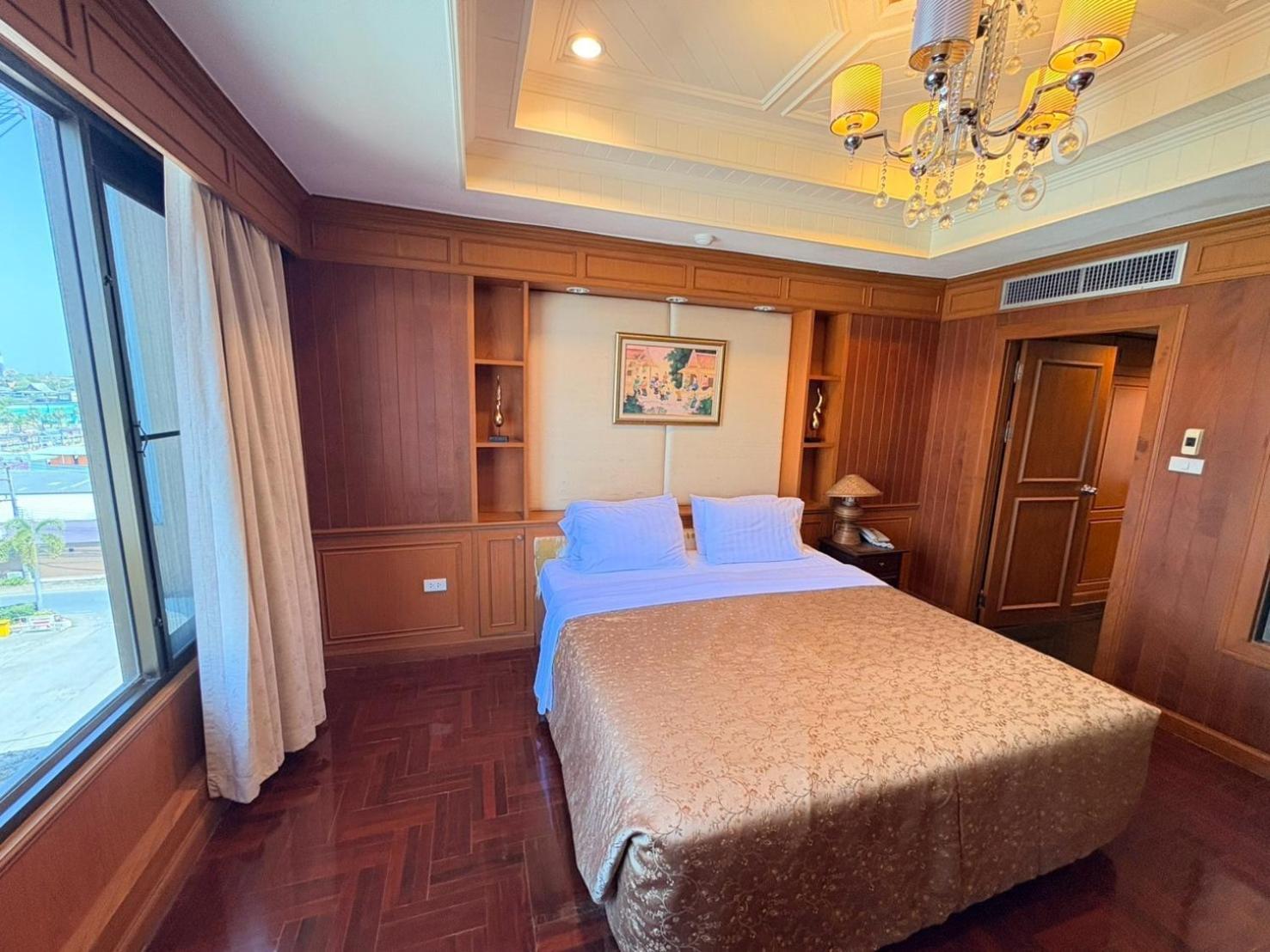 Taksilahotel Maha Sarakham Εξωτερικό φωτογραφία