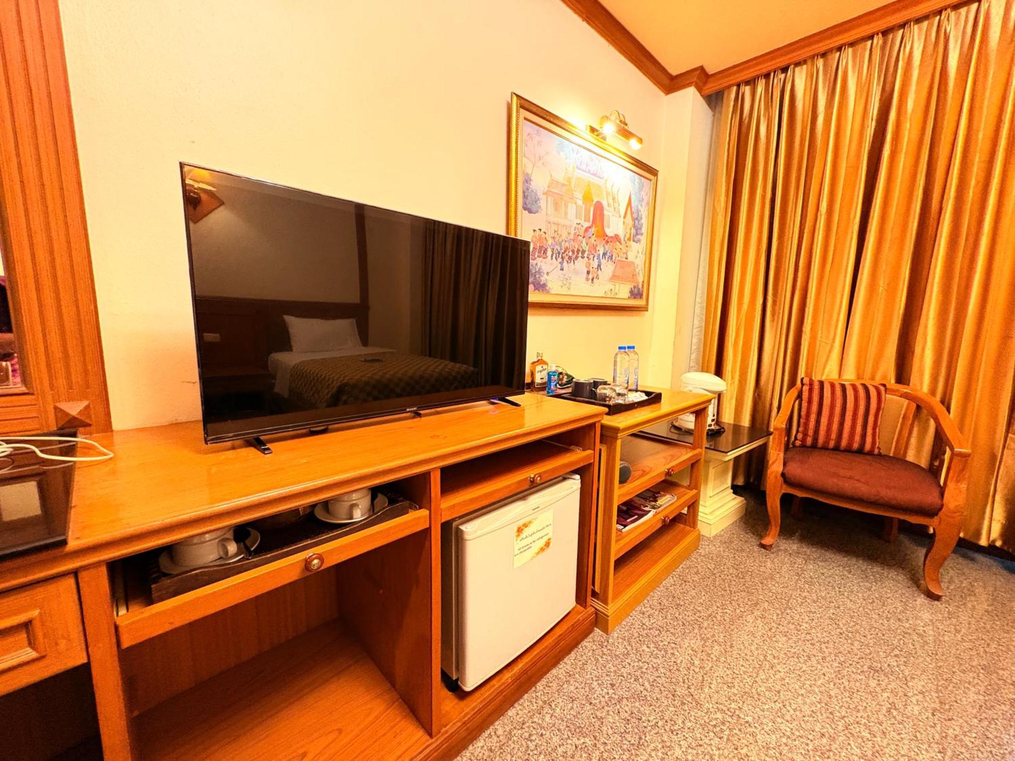 Taksilahotel Maha Sarakham Εξωτερικό φωτογραφία