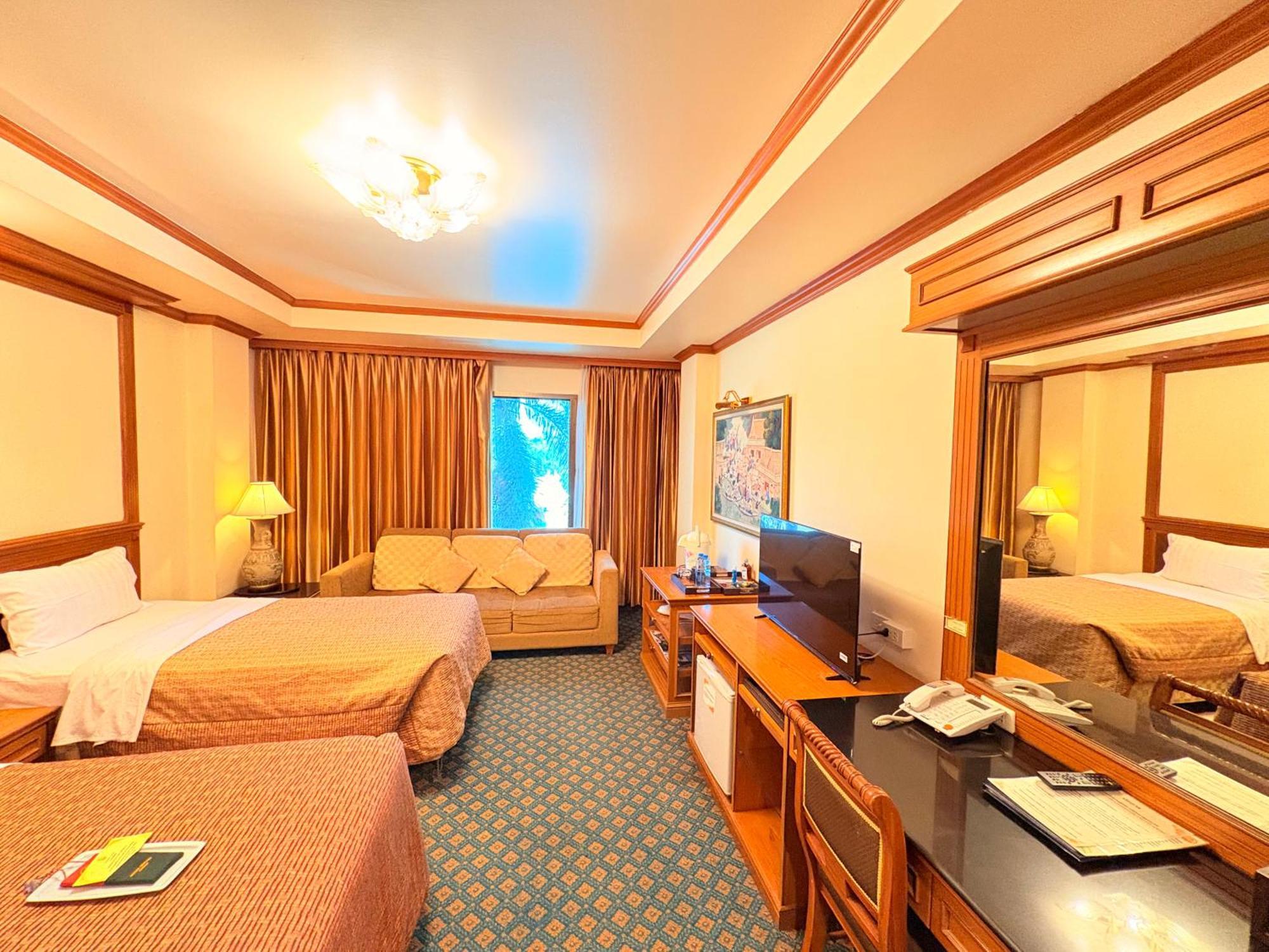 Taksilahotel Maha Sarakham Εξωτερικό φωτογραφία