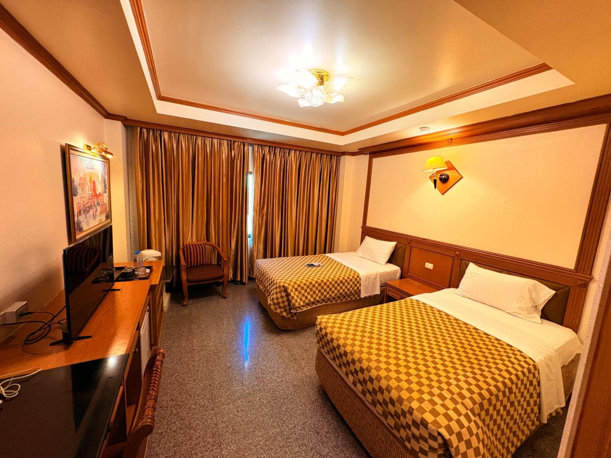 Taksilahotel Maha Sarakham Εξωτερικό φωτογραφία