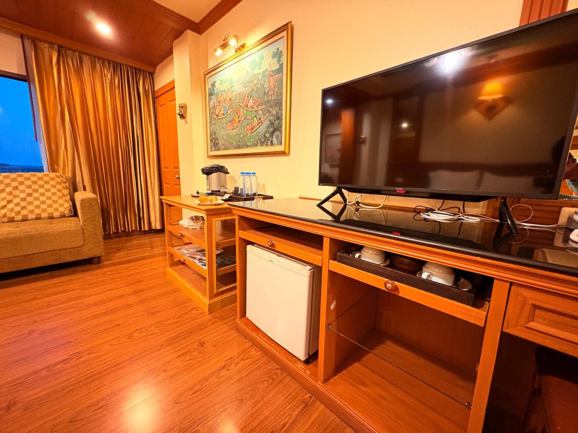 Taksilahotel Maha Sarakham Εξωτερικό φωτογραφία